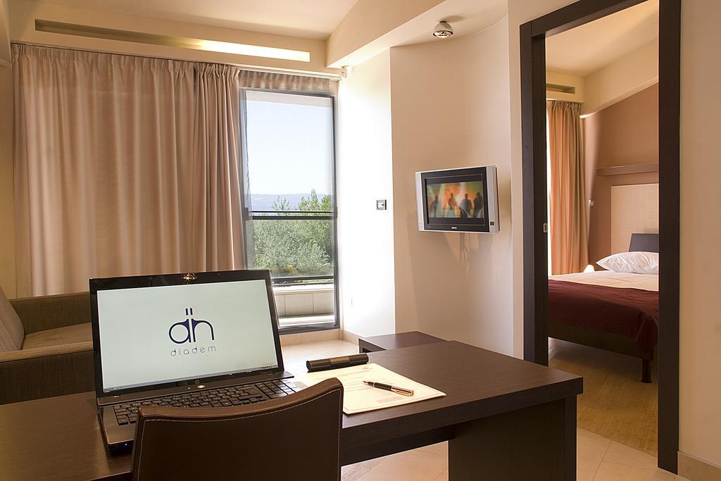 אומיס Hotel Diadem חדר תמונה